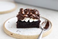 The Easiest Mississippi Mud Cake From Scratch