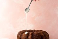 Effortless Honey Cake Glaze