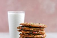 Big, Chewy Funfetti Party Cookies