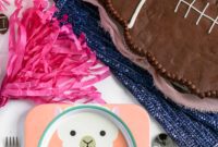 Game Day Pull Apart Football Cupcakes