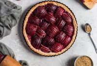 Effortlessly Elegant Plum Tart