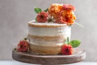 Your Guide to Stunning Floral Naked Cakes