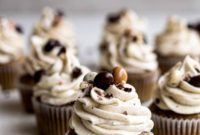 Irresistibly Fluffy Espresso Cupcakes