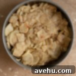 Effortless Graham Cracker Apple Pie 7 Spiced apple slices layered over a baked graham cracker crust.